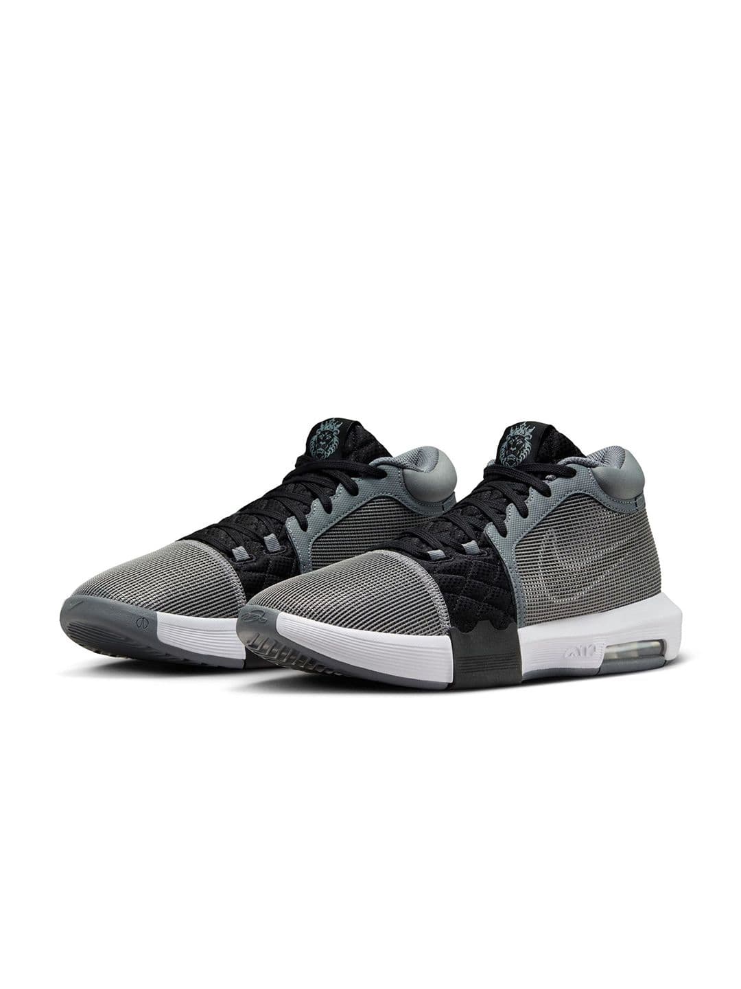 Nike LeBron Witness 8 EP Basketball Shoes - view 1