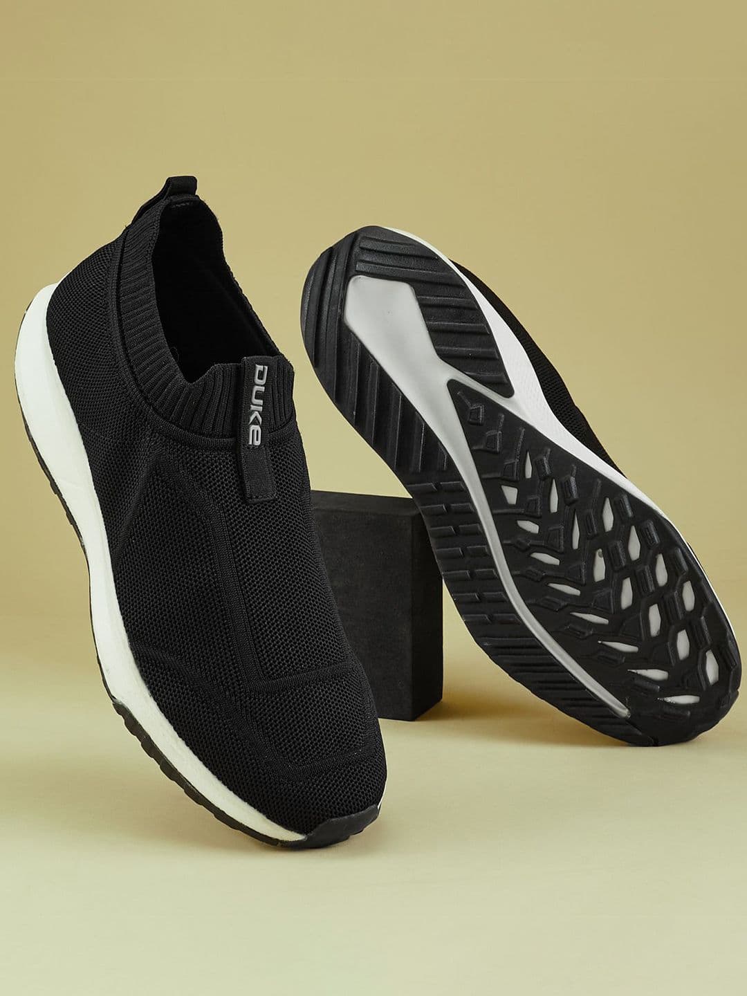 Duke Men Textile Walking Shoes - view 1