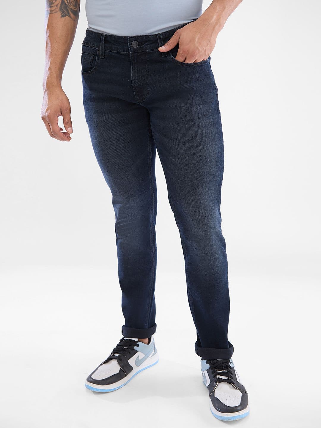 SPYKAR Men Slim Fit Low-Rise Light Fade Jeans - view 1