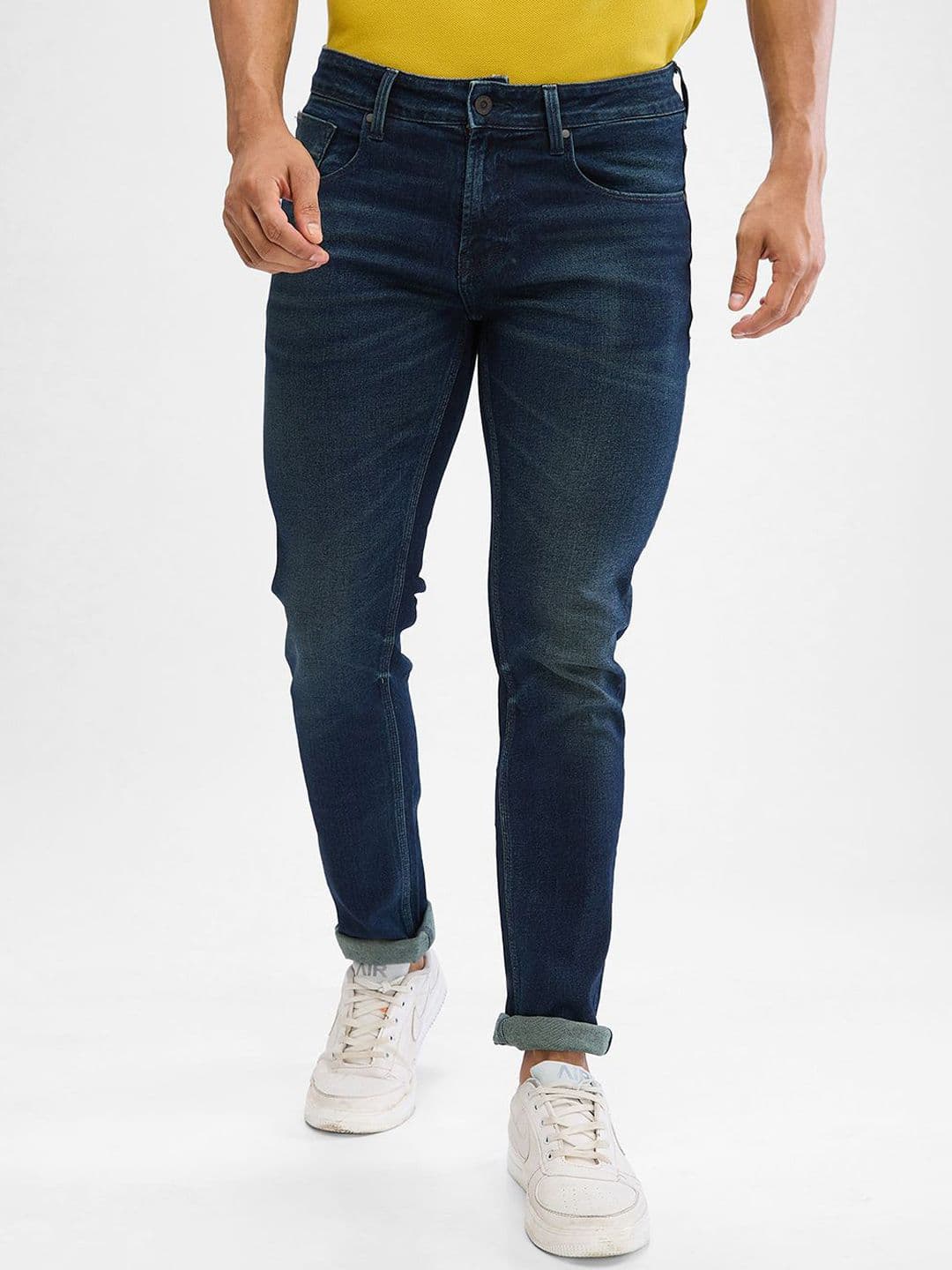 SPYKAR Men Slim Fit Low-Rise Light Fade Clean Look Stretchable Jeans - view 1
