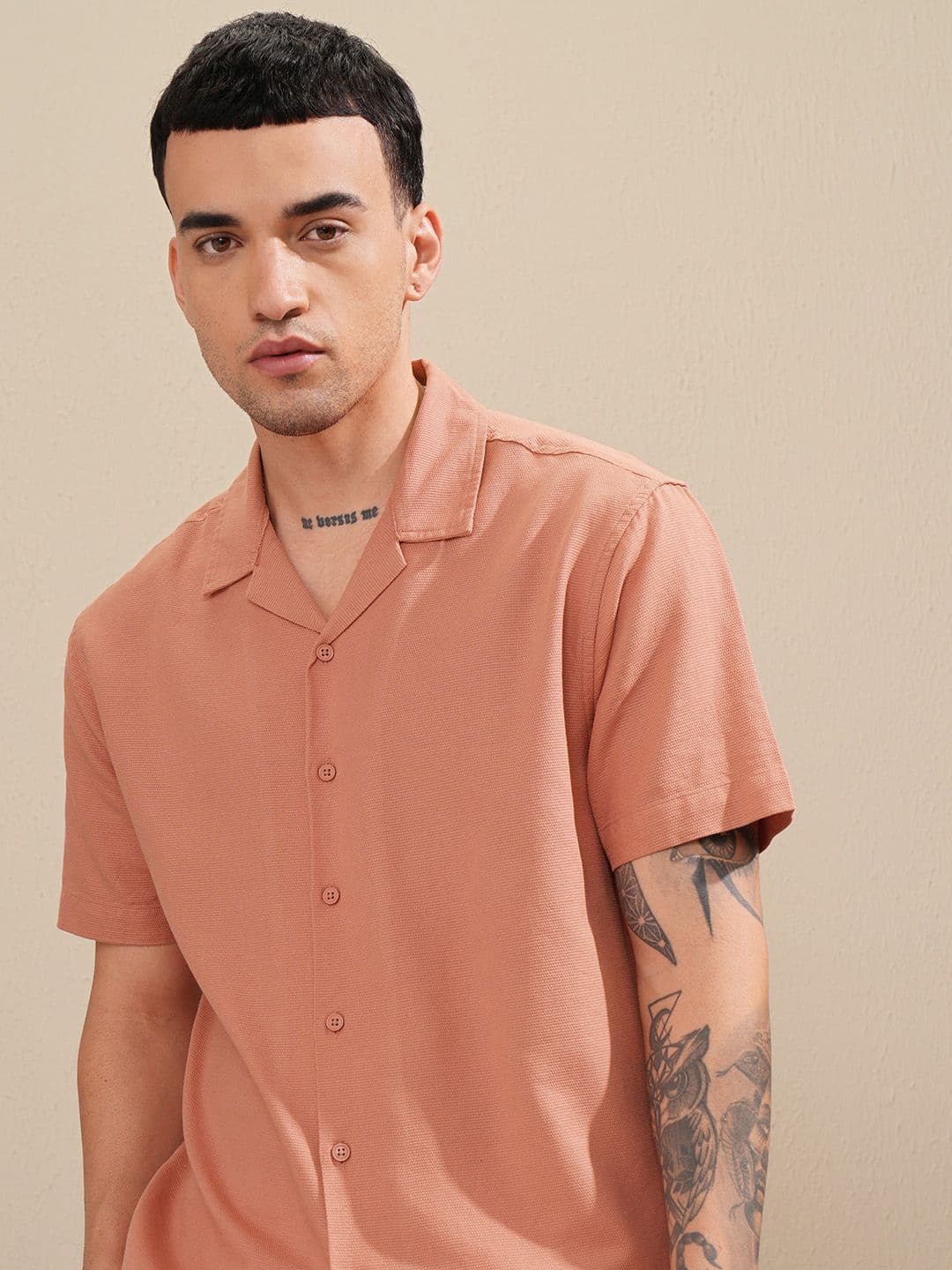 HIGHLANDER Men Rose Dobby Textured Solid Cuban Collar Relaxed Fit Shirt - view 1