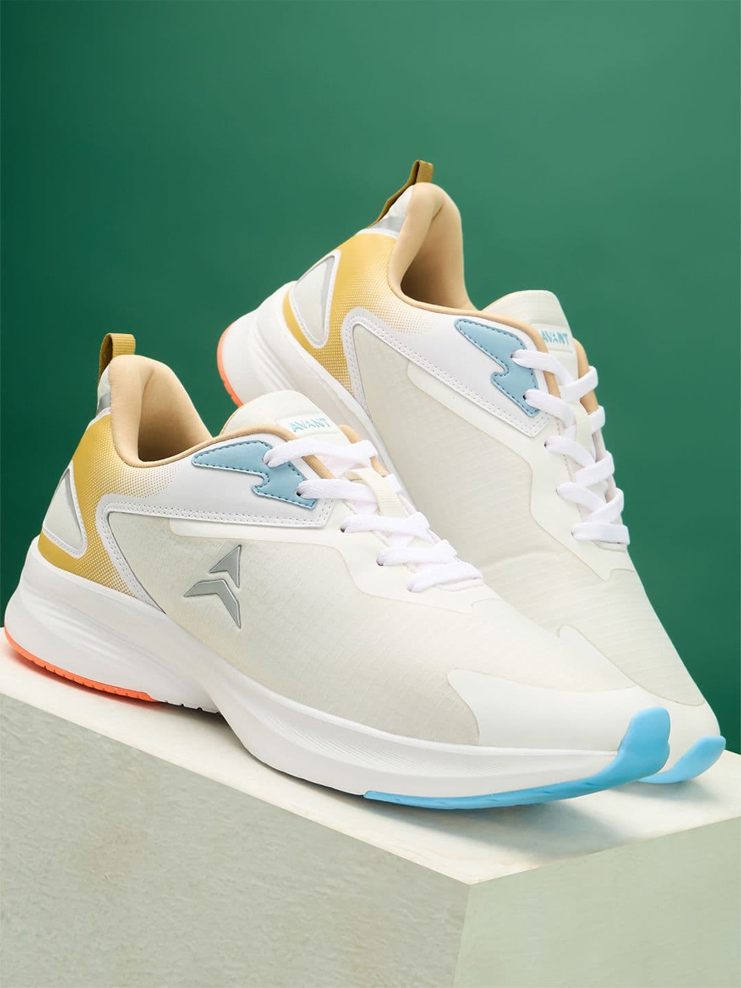 Avant Men's Delux Colourblocked Running Regular Hight Shoes - view 1