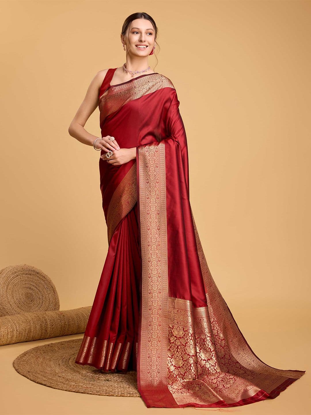 Mitera Ethnic Motif Zari Woven Banarasi Saree with Blouse - view 1