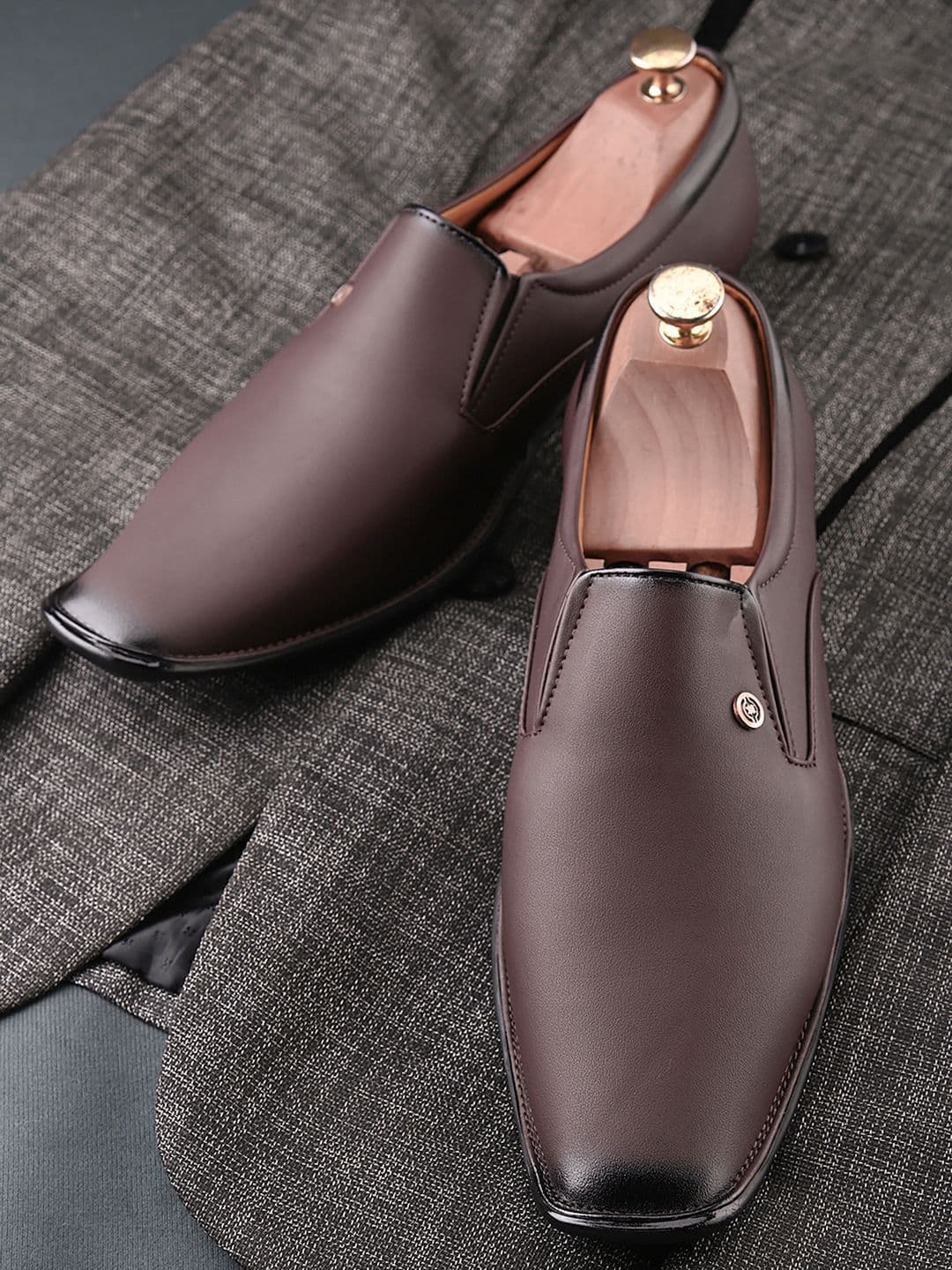 Provogue Men Leather Formal Slip-Ons - view 1