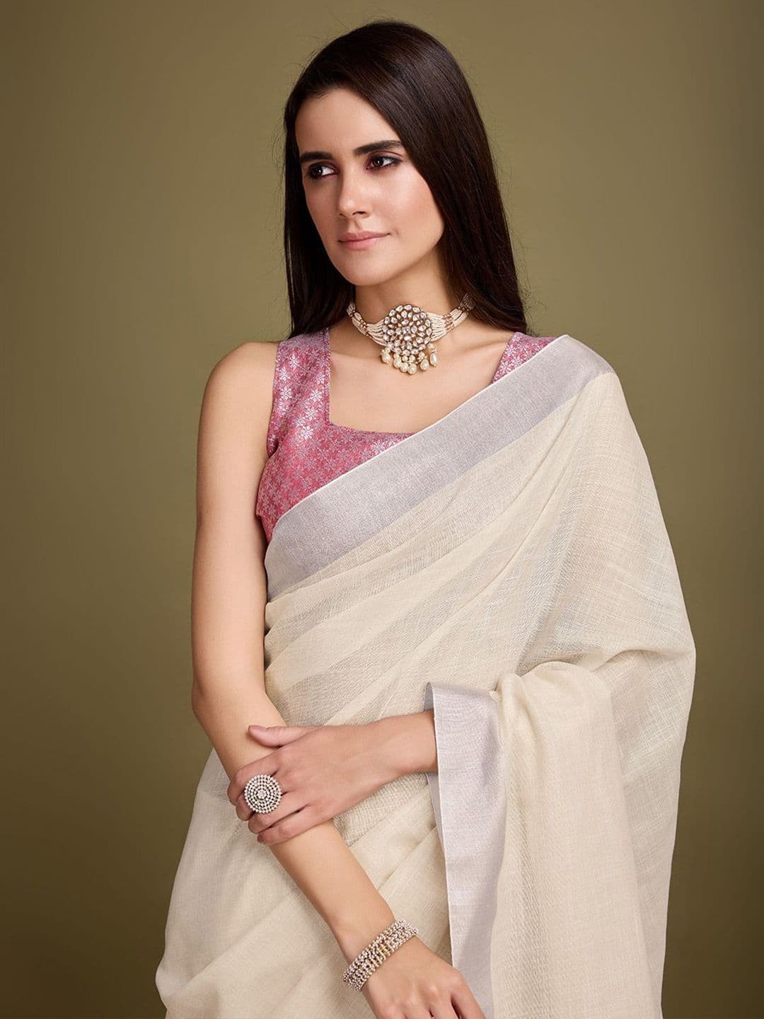 Mitera Zari Woven Solid Tassel Saree with Blouse - view 1