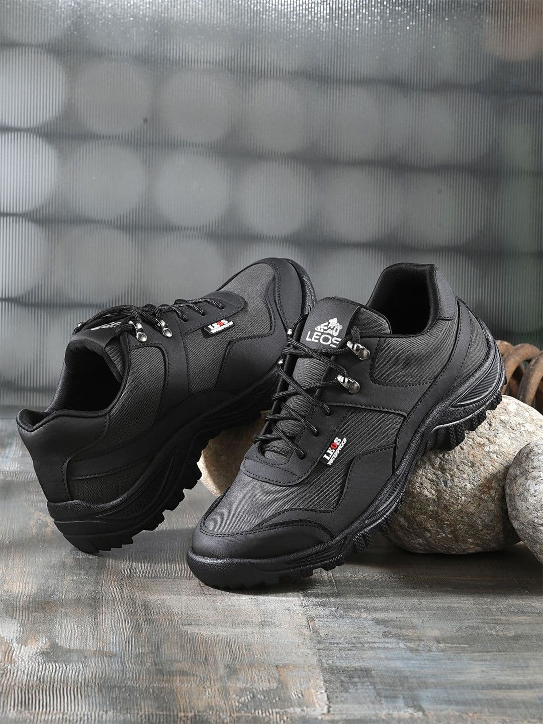 Leo's Fitness Shoes Men Canvas Trekking Marking Shoes - view 1