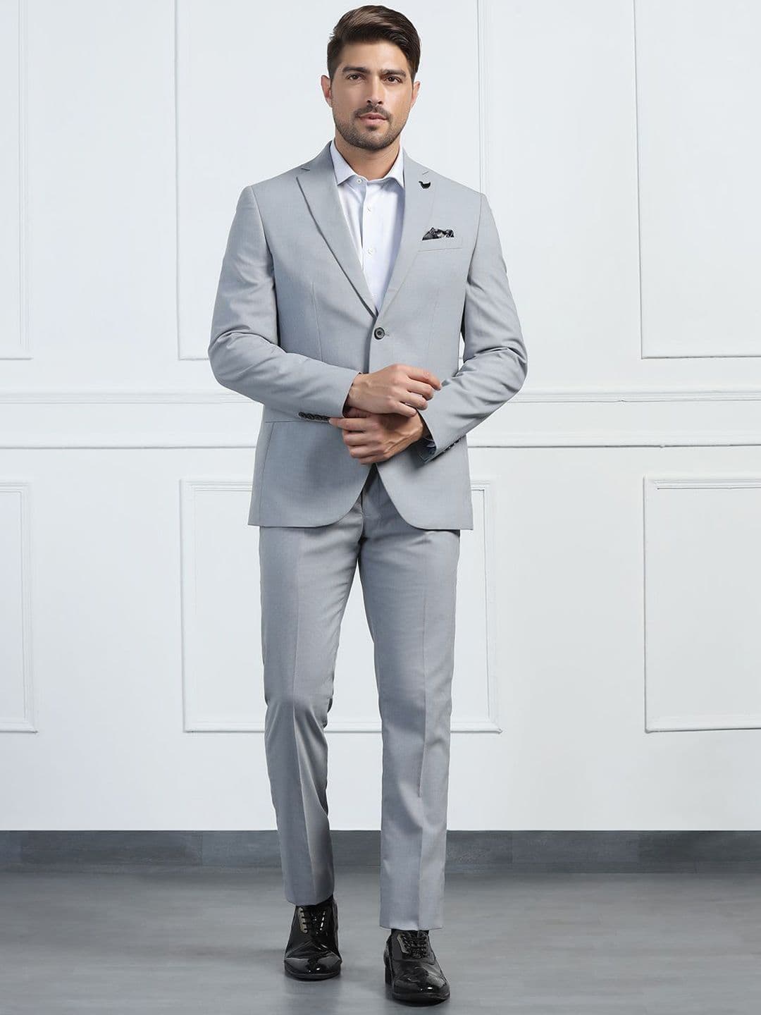 Blackberrys Men Slim-Fit Single-Breasted 2Piece Formal Suits - view 1
