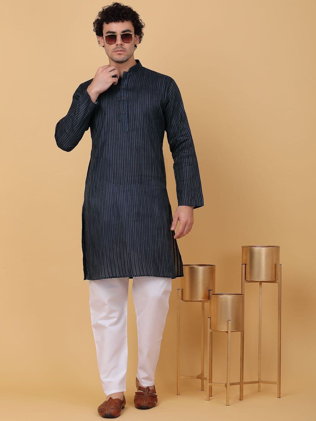 KRAFT INDIA Striped Mandarin Collar Pure Cotton Straight Kurta - view 1
