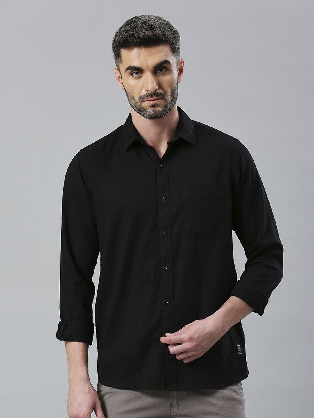 Klub Fox Men Spread Collar Solid Cotton Slim Fit Casual Shirt - view 1