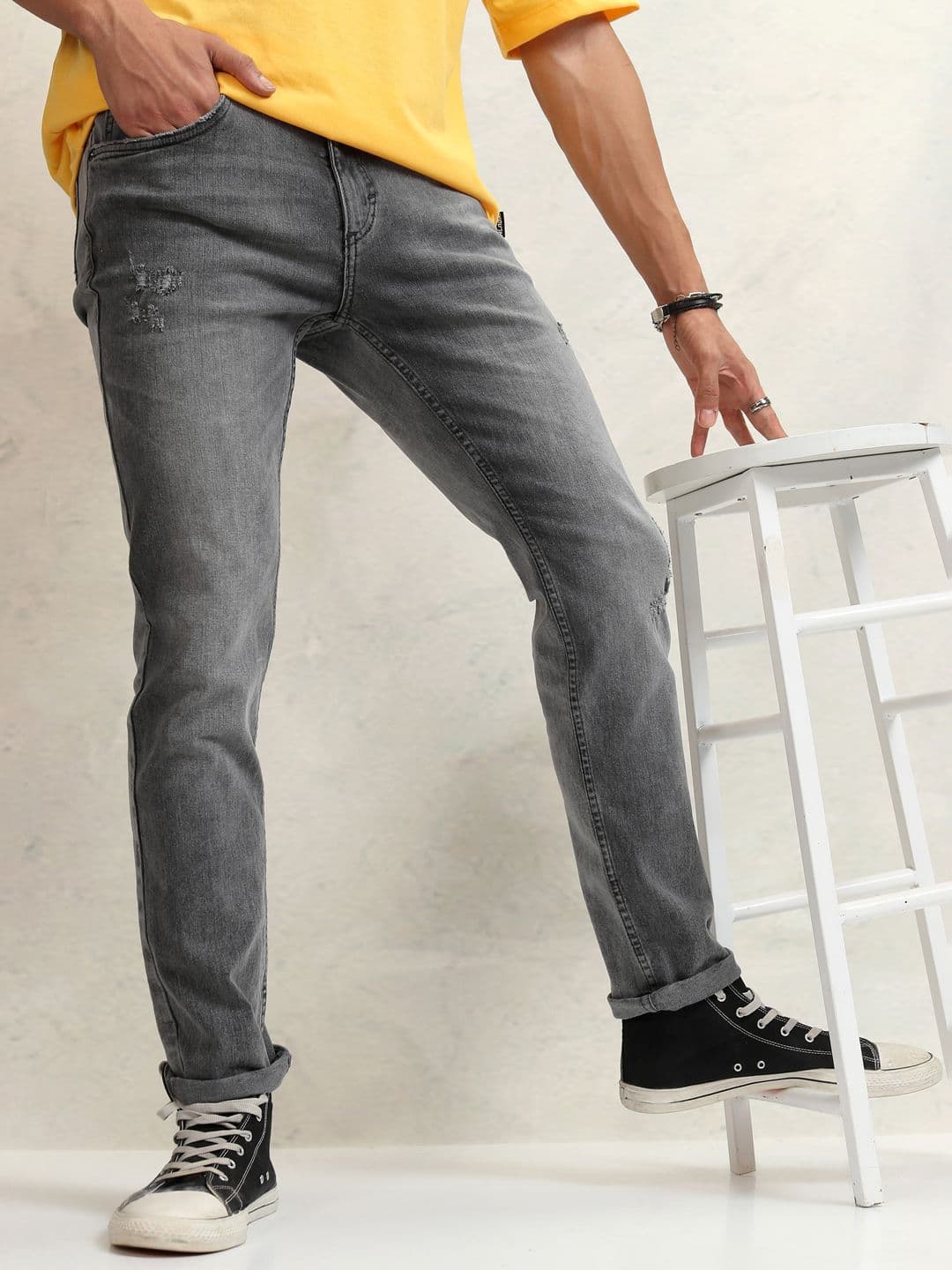 HIGHLANDER Men Straight Fit Low Distress Light Fade Mid-Rise Jeans - view 1