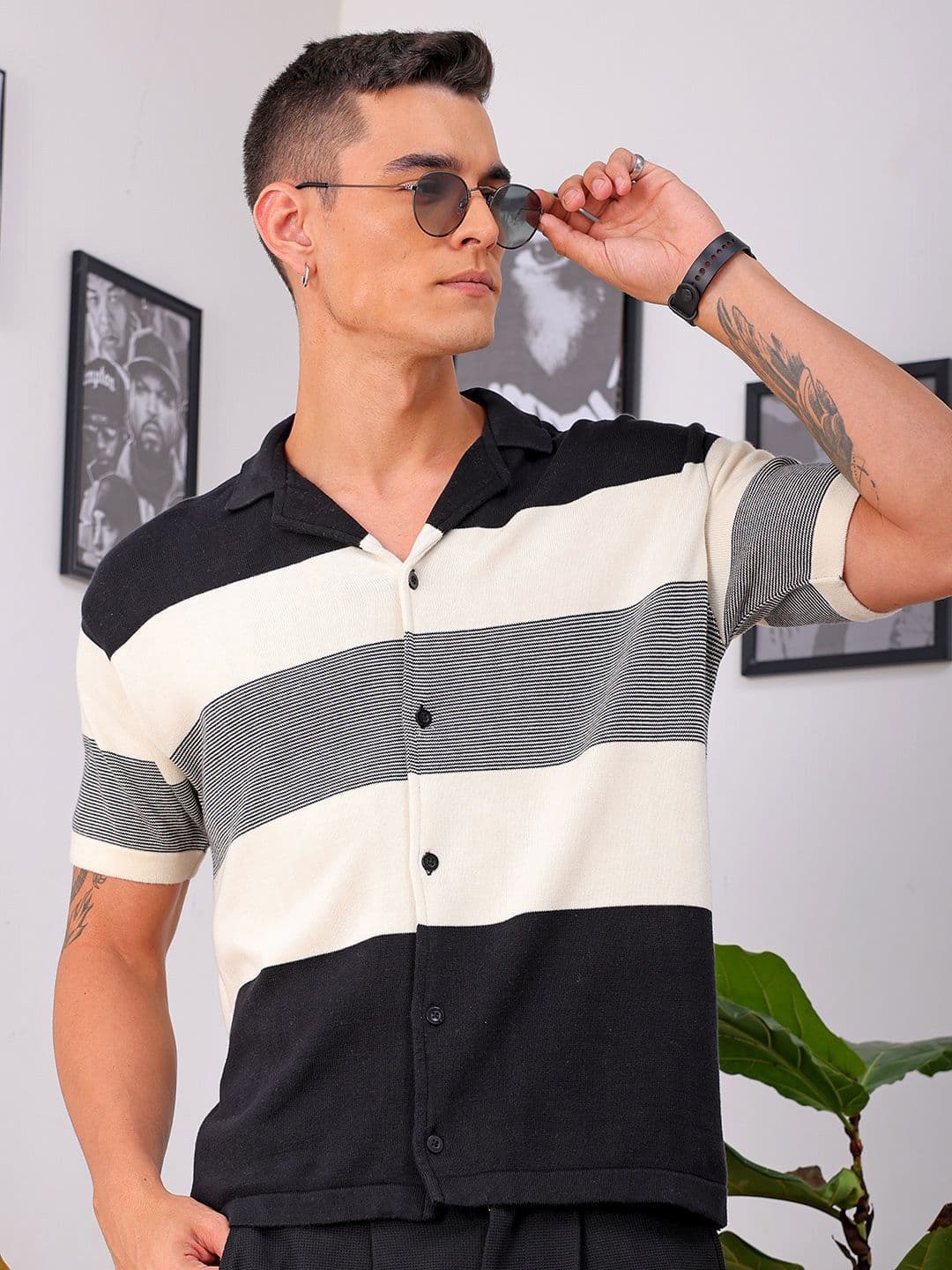 The Indian Garage Co Men Relaxed Fit Colourblocked Flat Knit Polo Resortwear Shirt - view 1