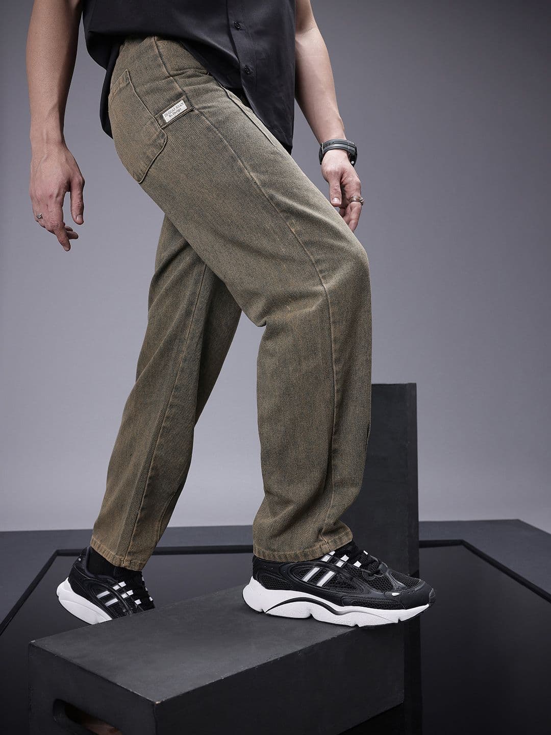 SOKO STREET Men Regular Fit Mid-Rise Light Fade Stretchable Jeans - view 1