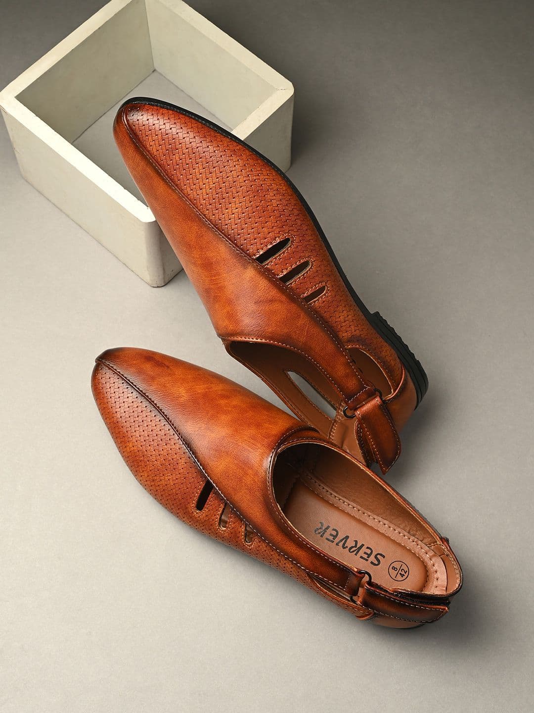 SERVER Tan Comfortable & Lightweight Sandals - view 1
