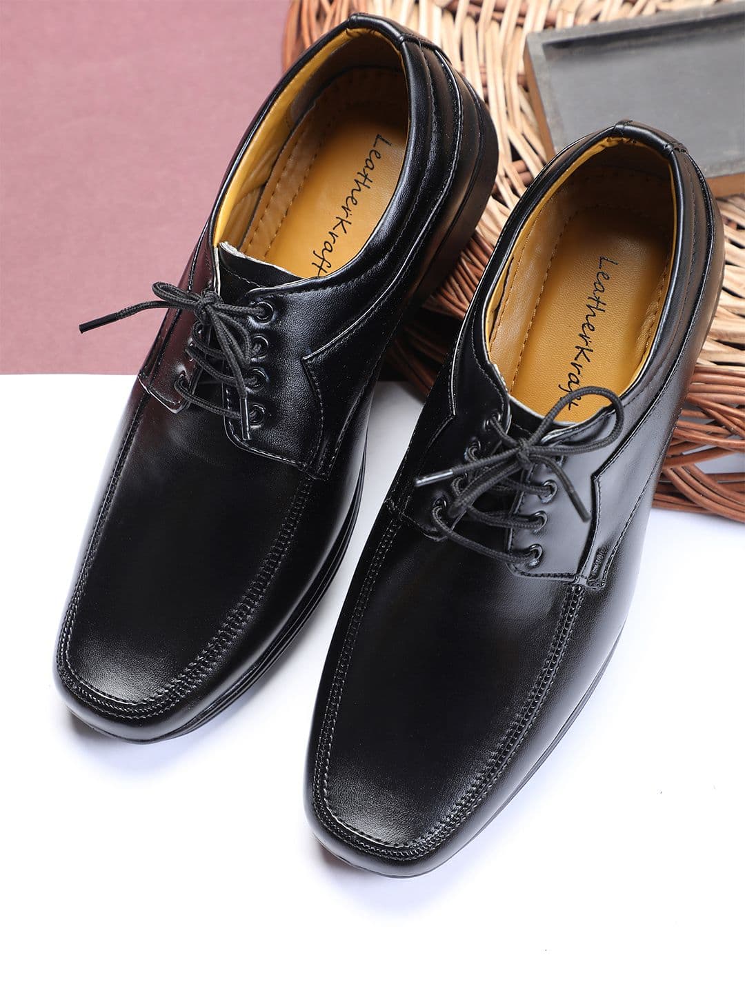 LeatherKraft Men Formal Derbys - view 1