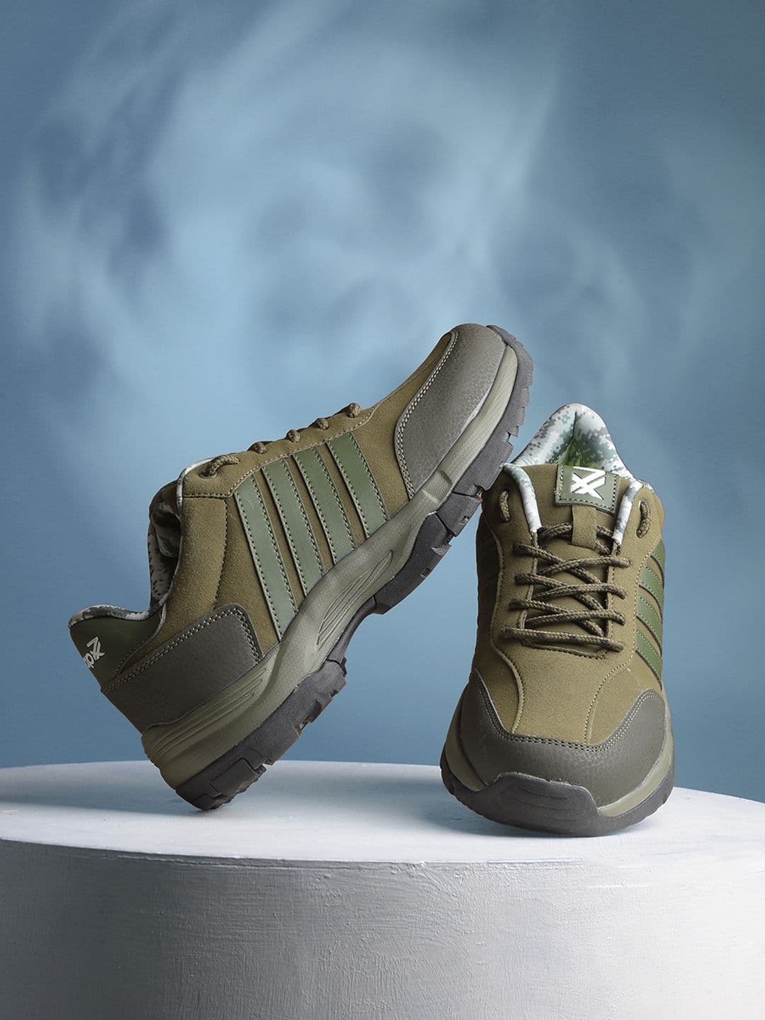 LIBERTY COLUMBIA6E Men Colourblocked Sports Trekking & Outdoor Shoes - view 1