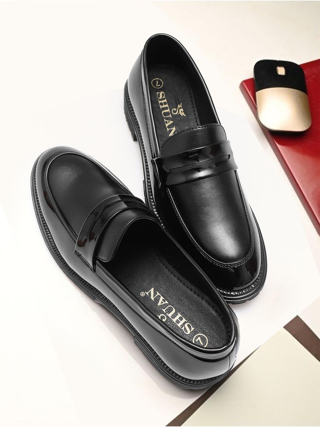 SHUAN Men Solid Formal Slip-ons Shoes - view 1