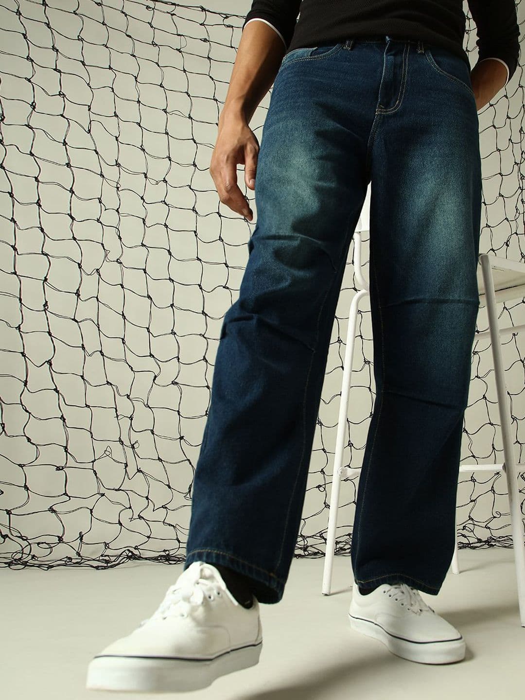 Hubberholme Men Loose Relaxed Baggy Fit Mildly Faded Parachute Detail Jeans - view 1