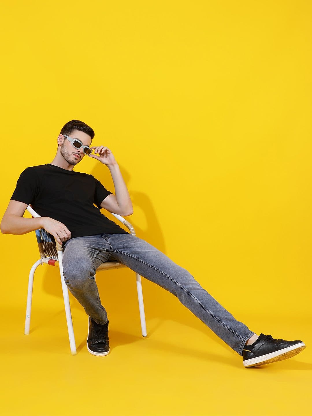 Belliskey Men Skinny Fit Light Fade Jeans - view 1