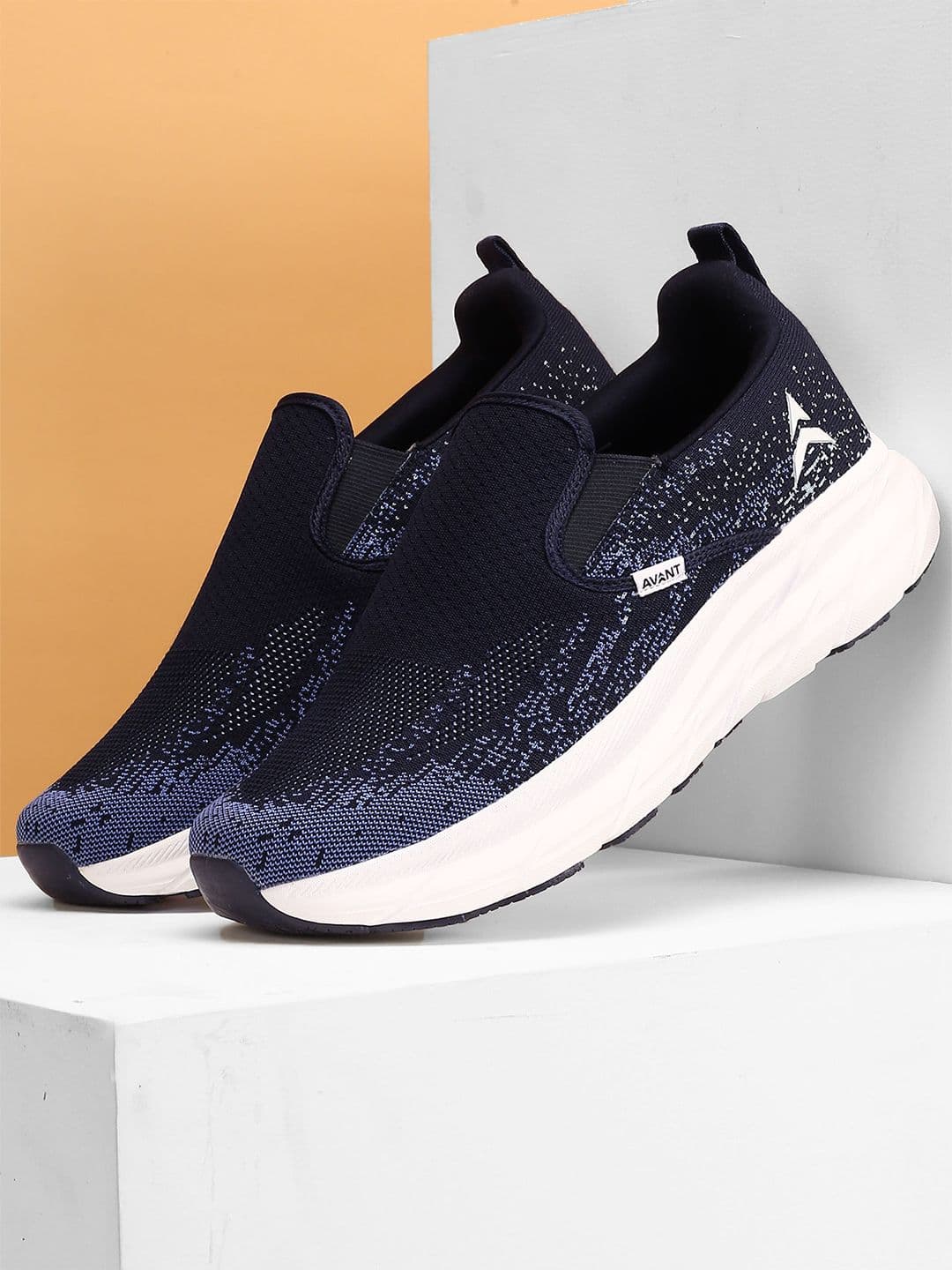 Avant Men Geo Stride Slip-On Walking Shoes - view 1