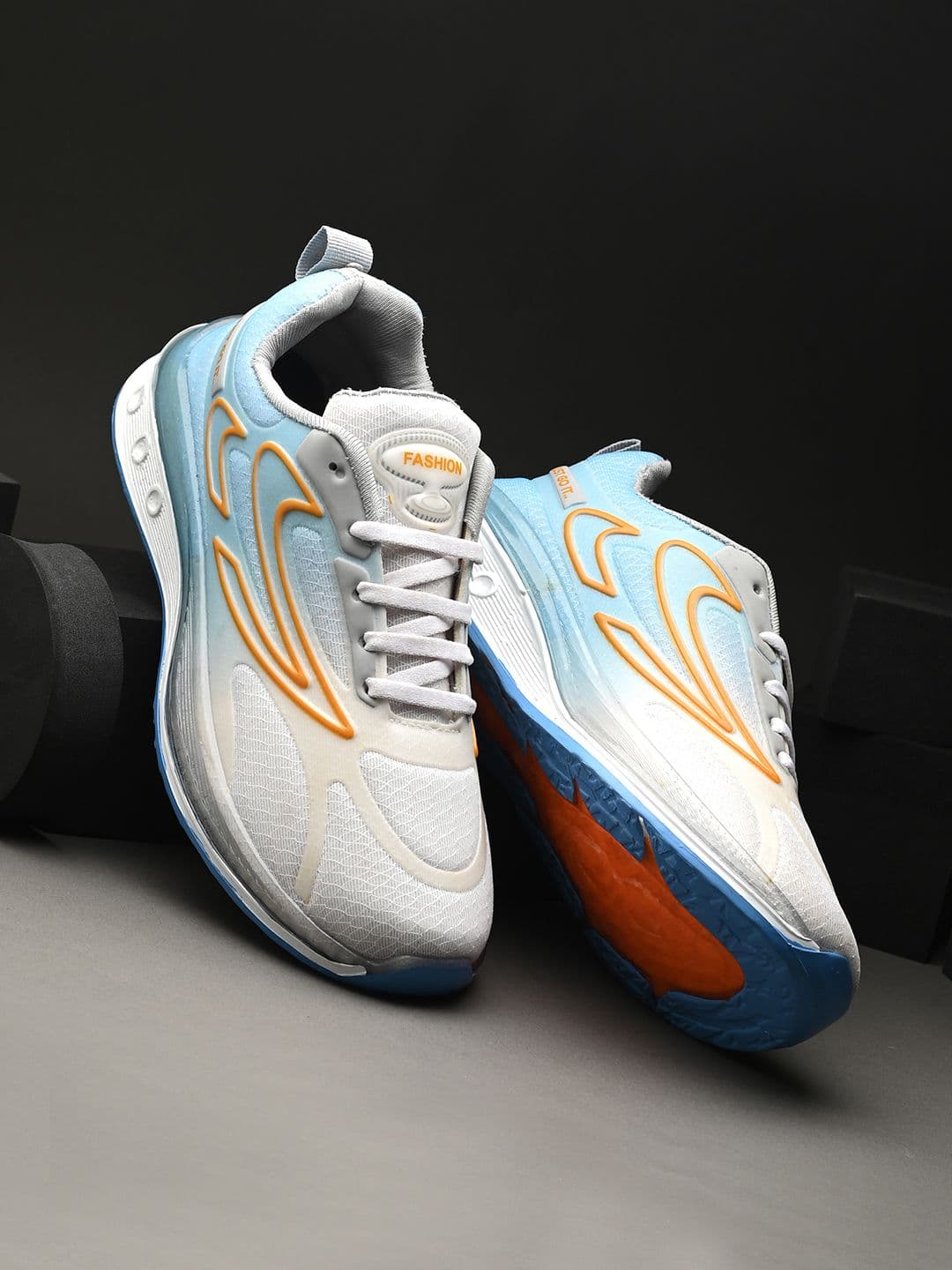 BIRDE Men Mesh Walking Non-Marking Shoes - view 1