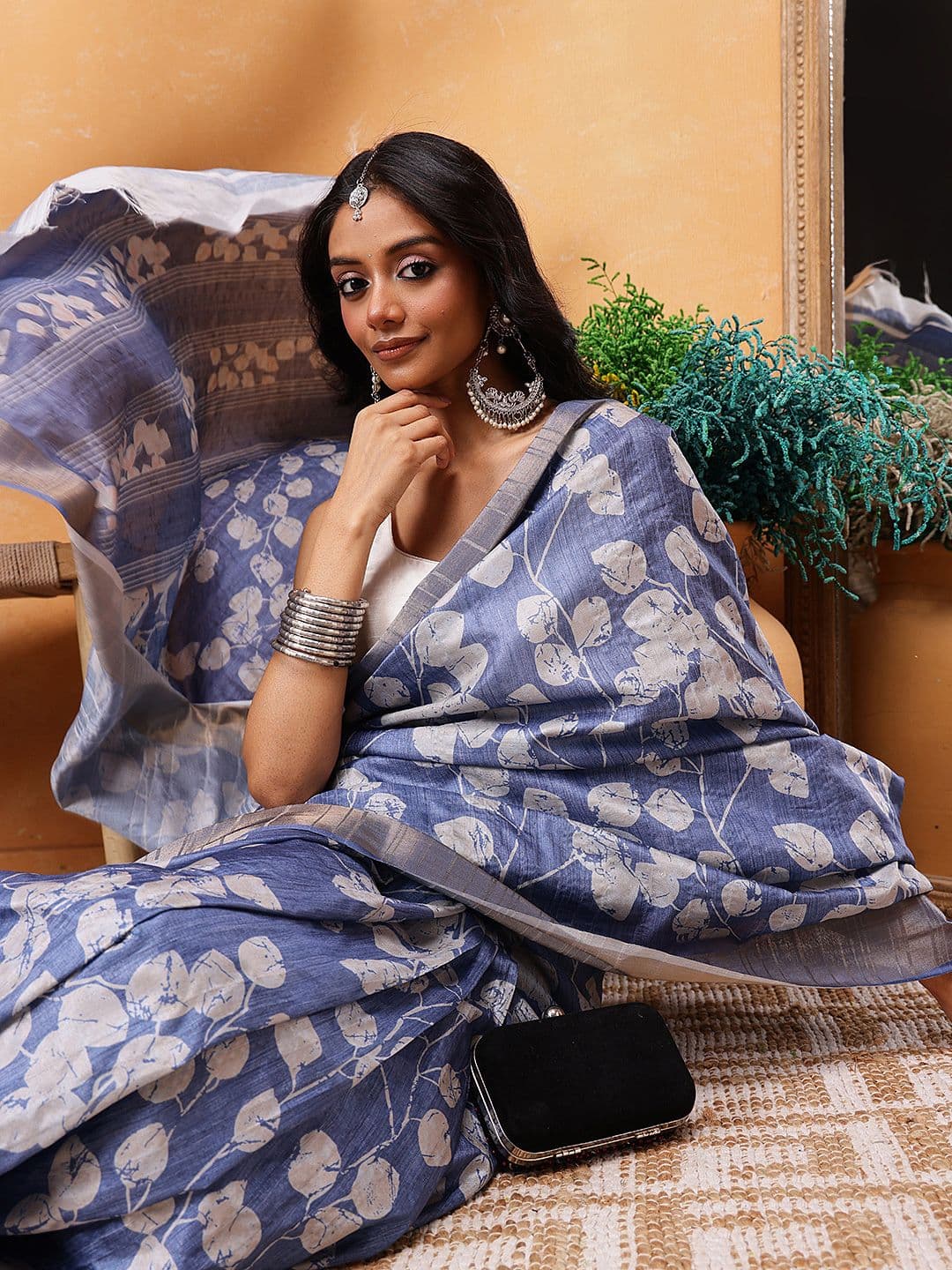 Silk Land Floral Zari Ready to Wear Saree - view 1