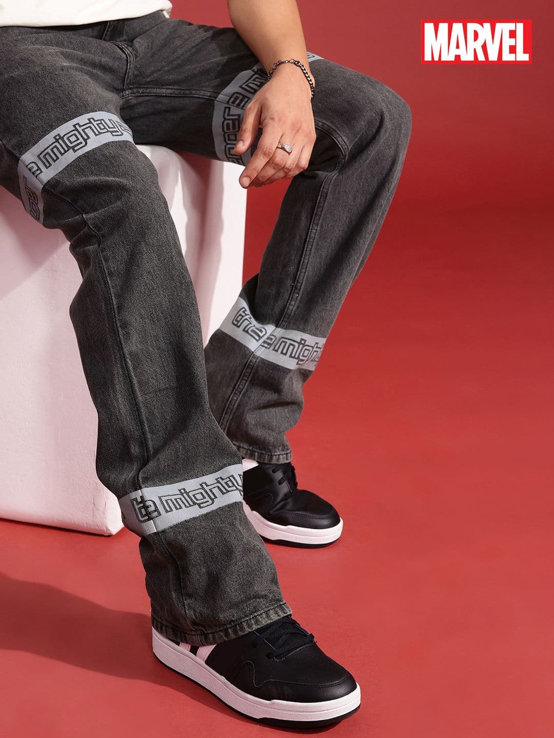MARVEL STREET Men Pure Cotton Relaxed Fit Printed Jeans - view 1