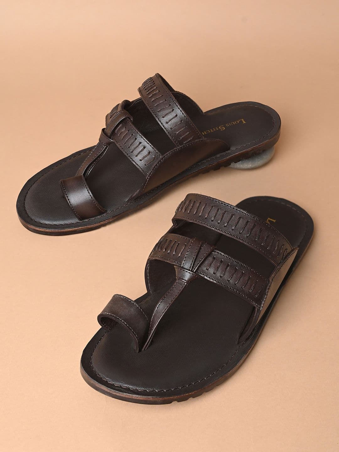 LOUIS STITCH Brunette Brown Kolhapuri Style Lightweight Toe Ring Leather Sandal - view 1