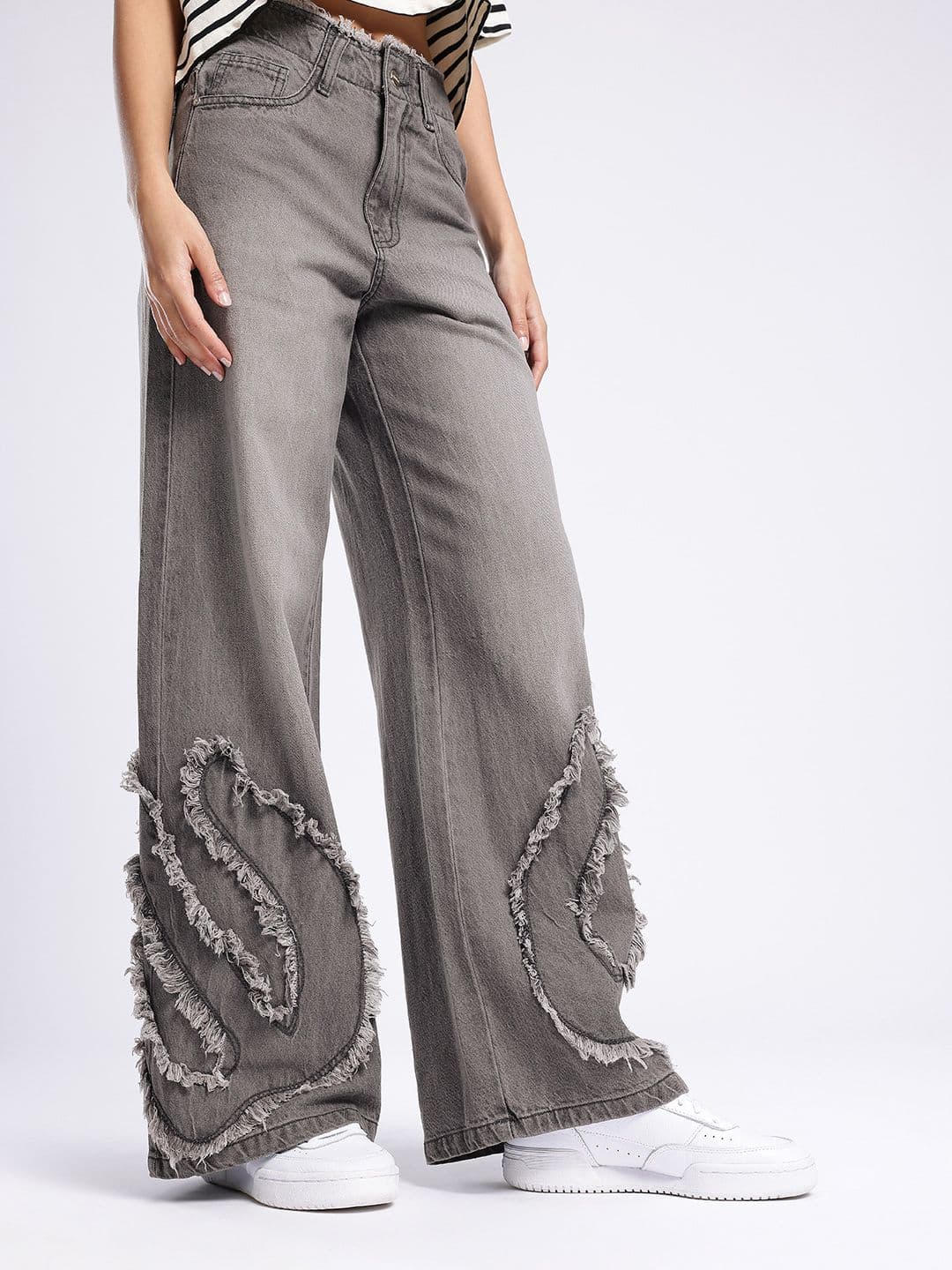 glitchez Women Pure Cotton Baggy Wide Leg High-Rise Faded Applique Frayed Jeans - view 1