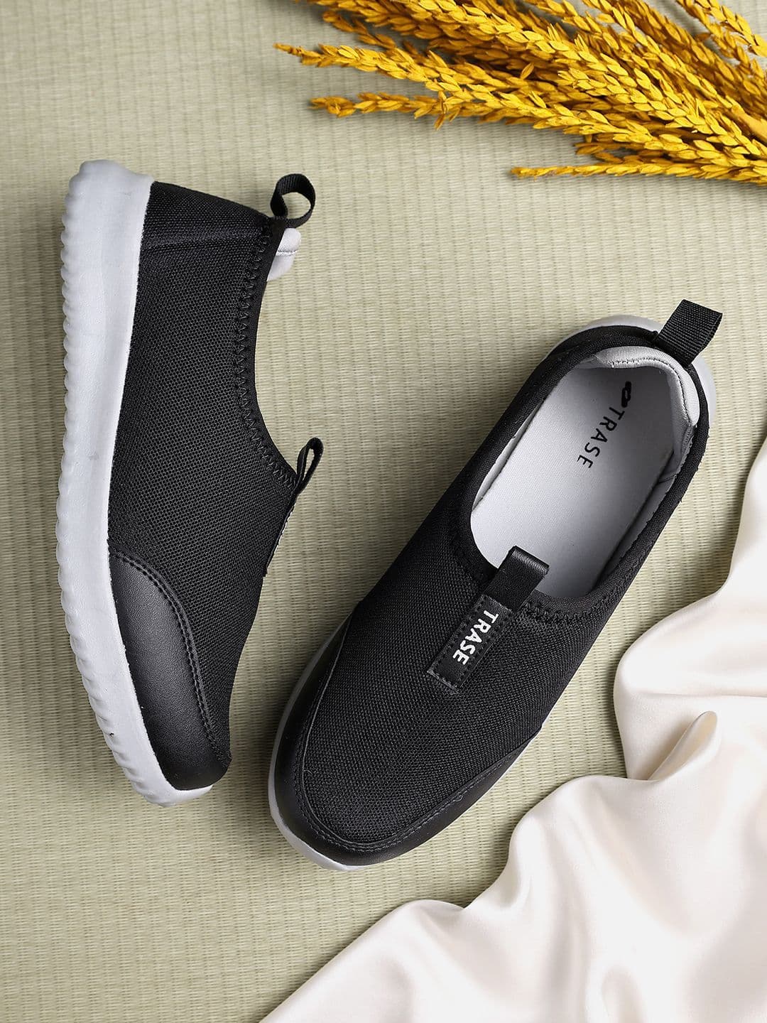 TRASE Women Mesh Walking Non-Marking Shoes - view 1