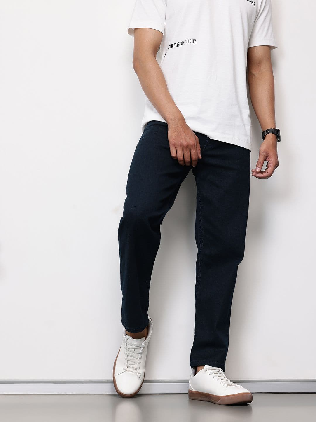 ether 365 Essentials Men Tapered Fit Mid-Rise Stretchable Cropped Jeans - view 1