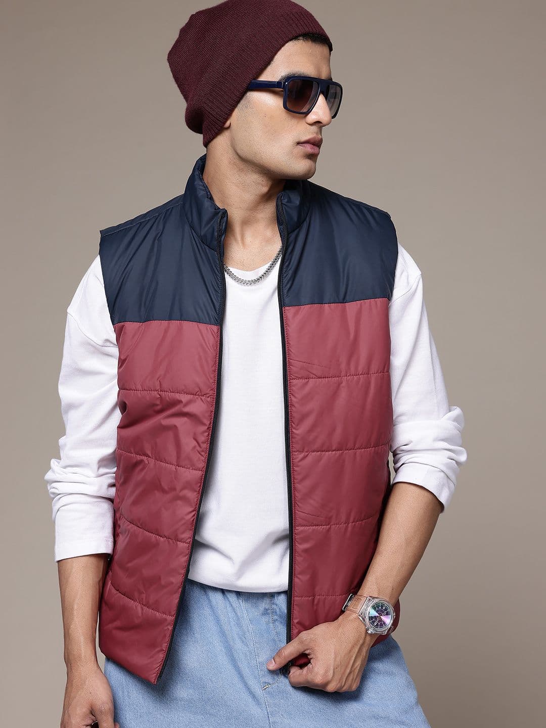 The Roadster Lifestyle Co. Men Colourblocked Lightweight Gilet - view 1