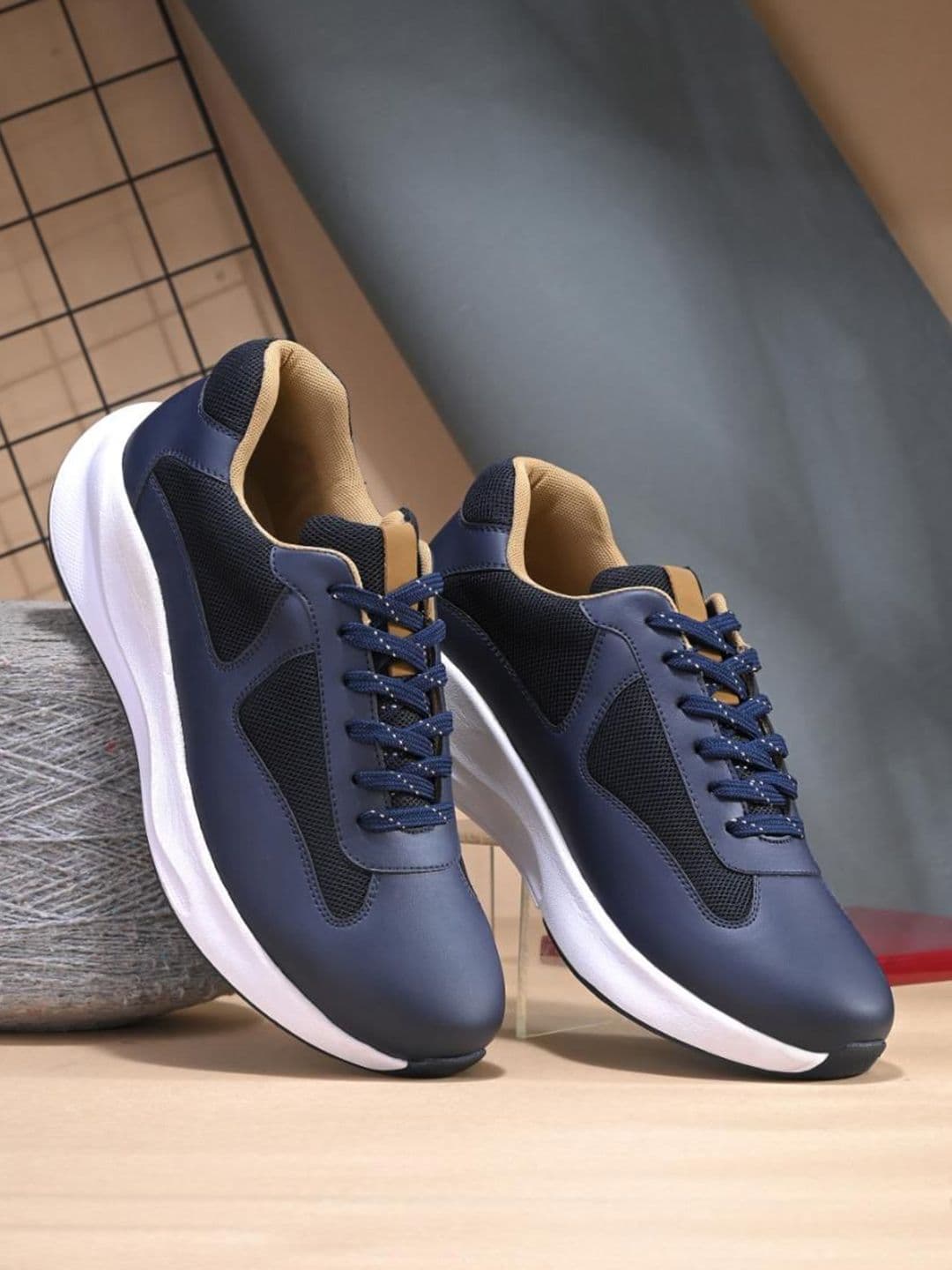 The Roadster Lifestyle Co Men Colorblocked Breathable Sports Shoes - view 1