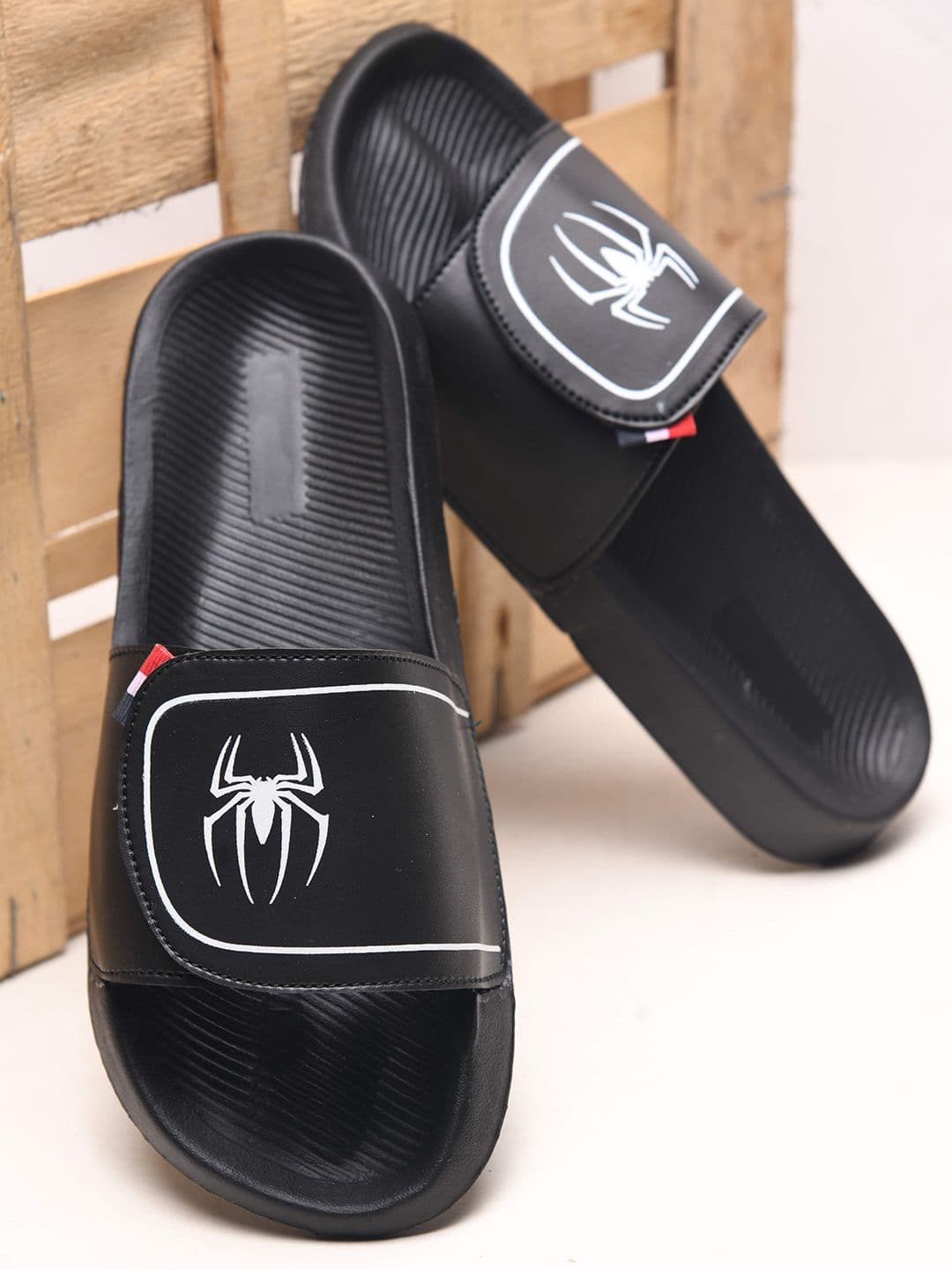 PERY PAO Men Printed Sliders - view 1
