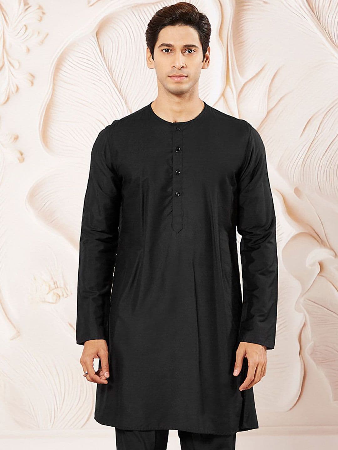 VASTRAMAY Round Neck Long Sleeves Straight Kurta - view 1