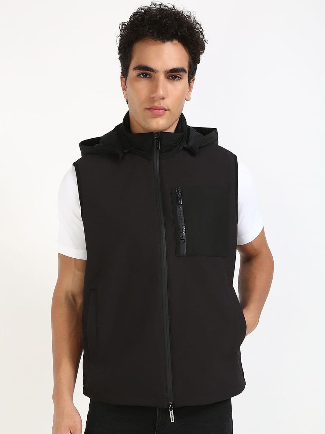 Calvin Klein Jeans Men Hooded Solid Casual Gilet Jacket - view 1