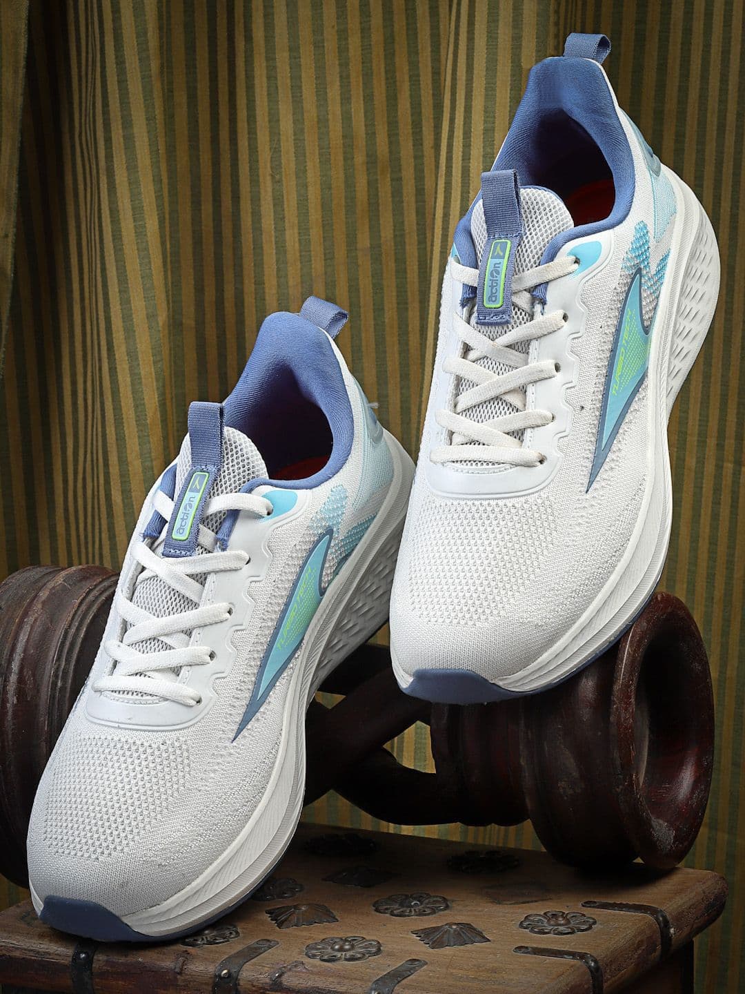 Action Men Mesh Running Non-Marking Shoes - view 1