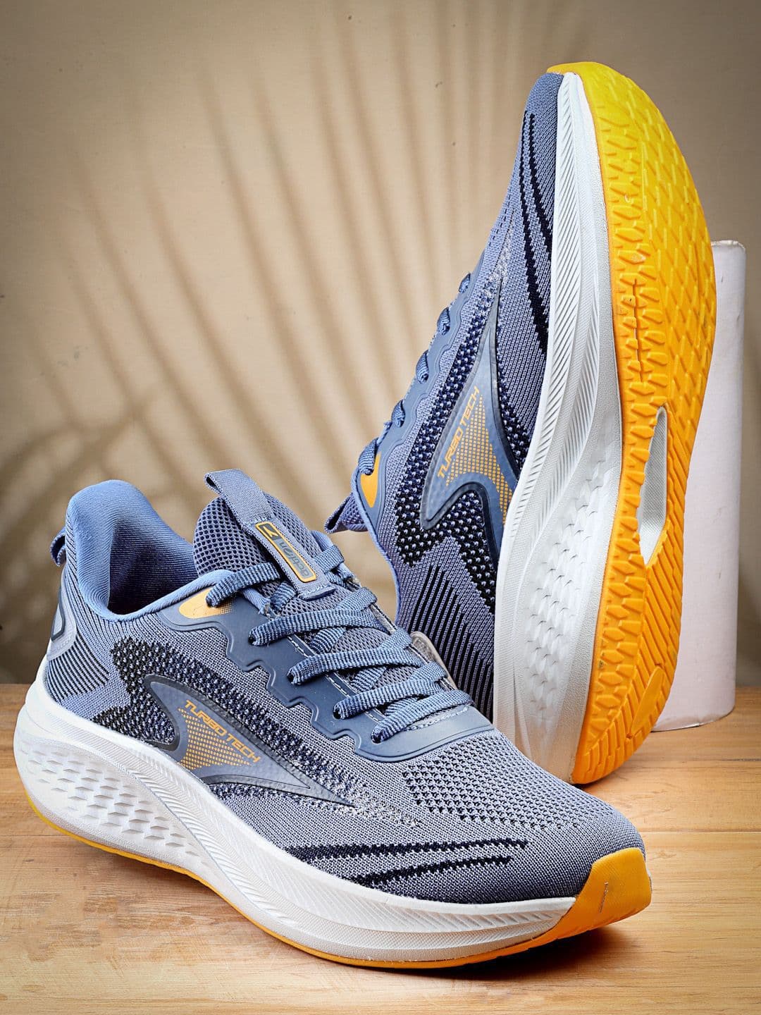 Action Men Running Non-Marking Shoes - view 1