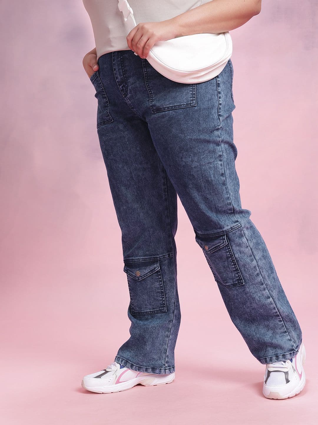 DressBerry Curve Women Mid-Rise Light Fade Stretchable Straight Fit Jeans - view 1