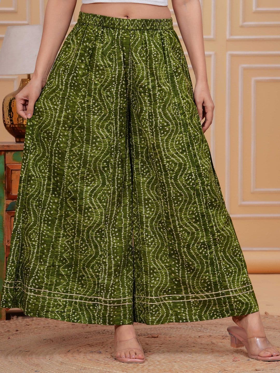 Meeranshi Women Ethnic Motifs Printed Flared Palazzo - view 1