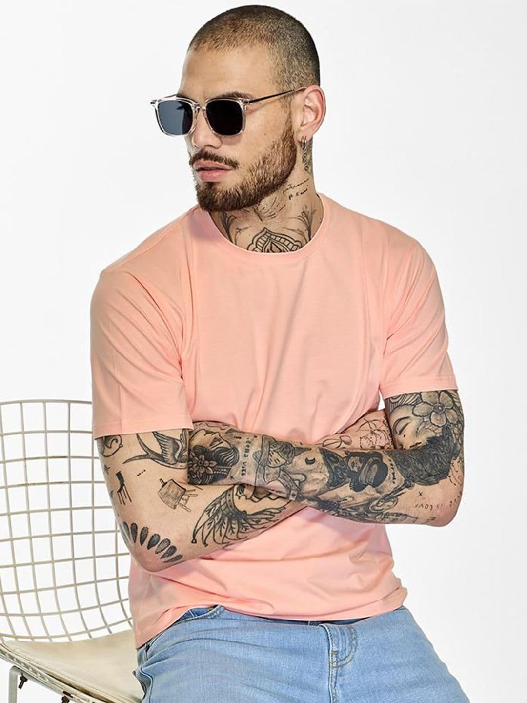 Snitch Men Solid Round Neck Cotton T-shirt - view 1