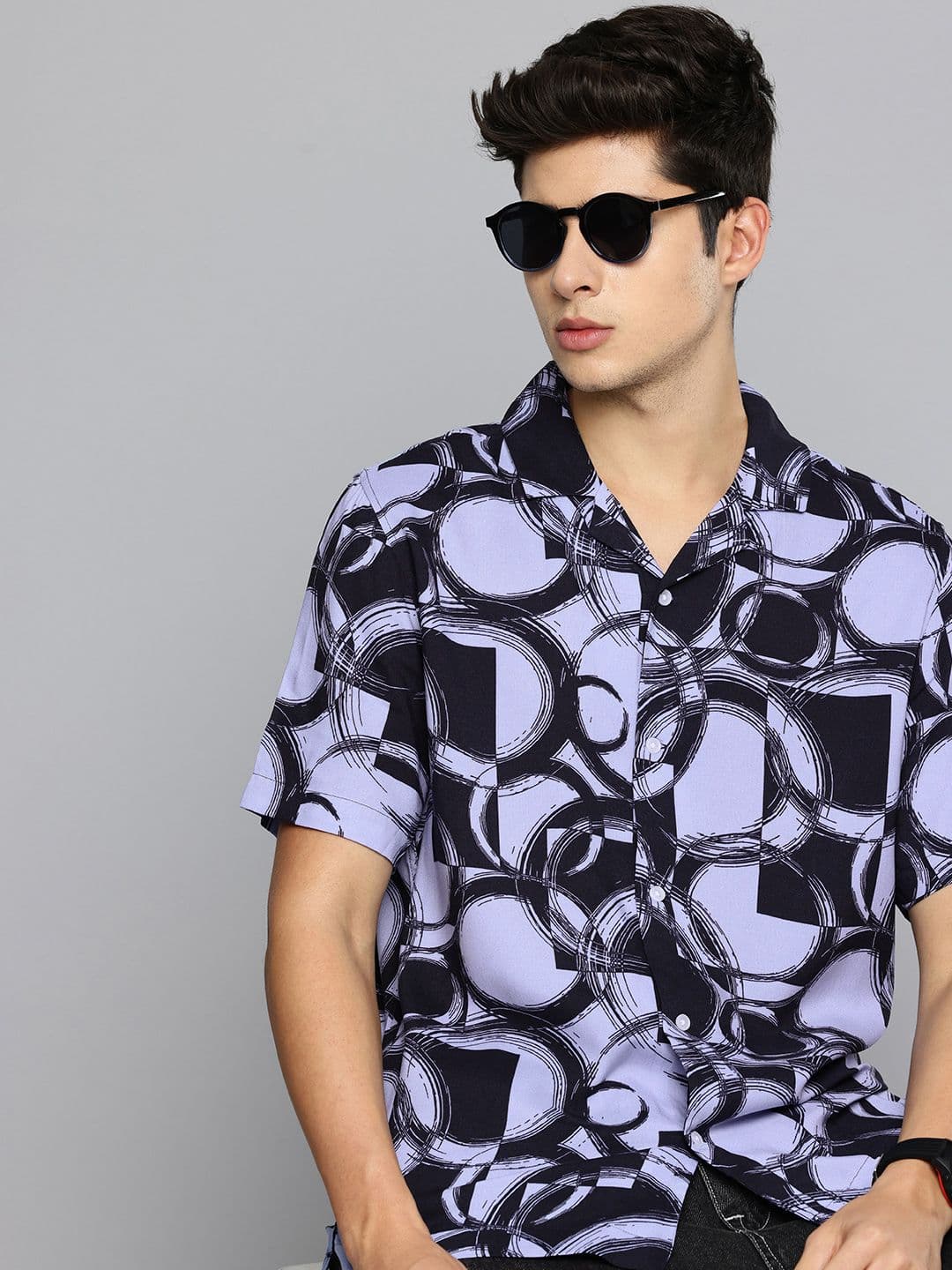Levis Abstract Printed Drop-Shoulder Sleeves Relaxed Fit Casual Shirt - view 1