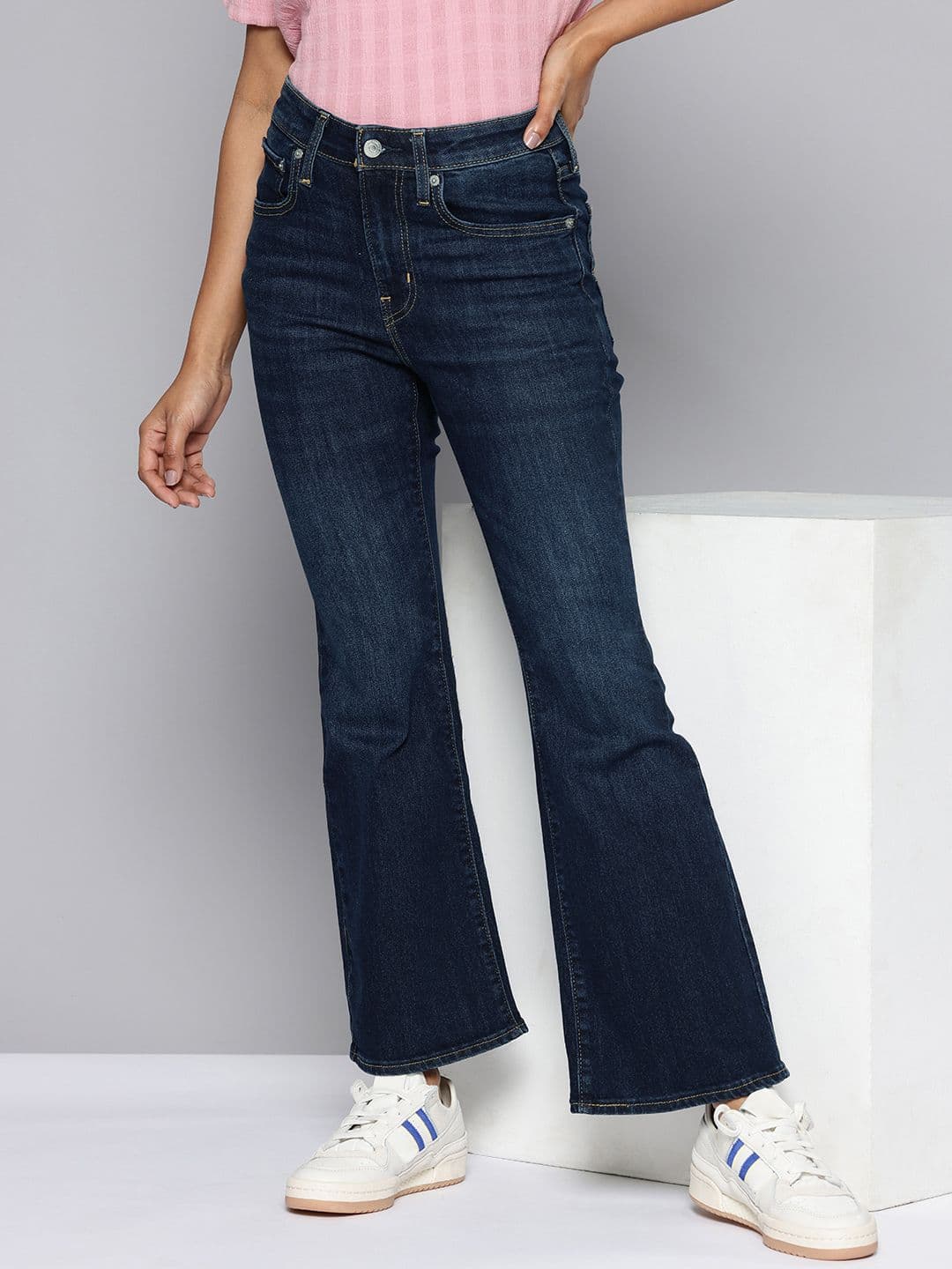 Levis Women's 724 Dark Blue Slim Straight Fit High Rise Jeans - view 1
