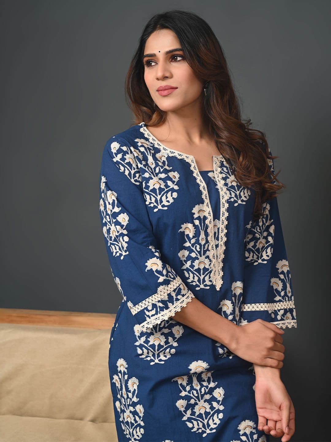 Rimeline Floral Printed Notch-Neck Straight Kurta - view 1