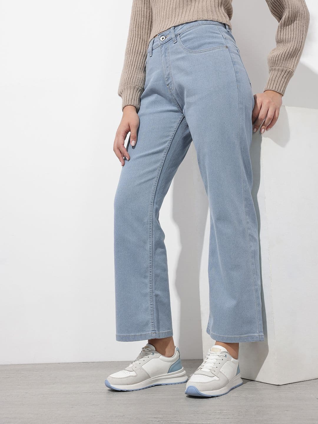 The Roadster Life Co. Women Straight Fit Stretchable Cropped Jeans - view 1
