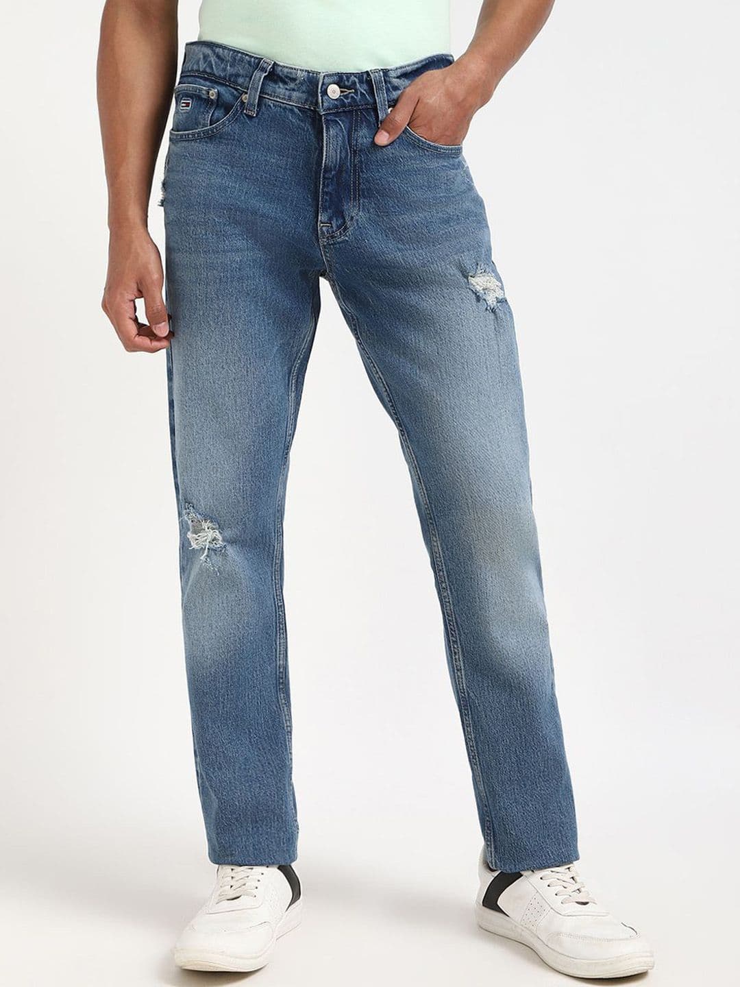 Tommy Hilfiger Men Mildly Distressed Heavy Fade Jeans - view 1