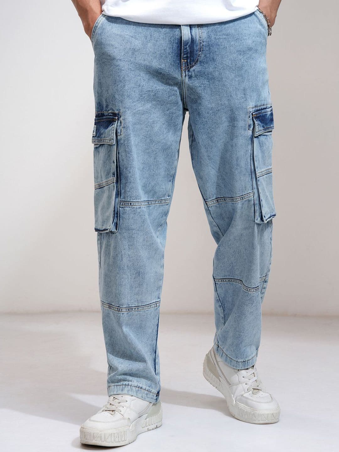 HIGHLANDER Men High Rise-Loose Fit-Ankle Length cargo jeans - view 1