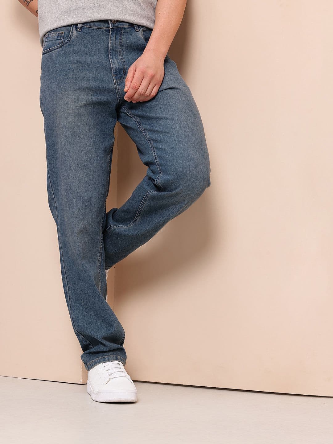 Mast & Harbour Men Straight Fit Mid-Rise Light Fade Stretchable Jeans