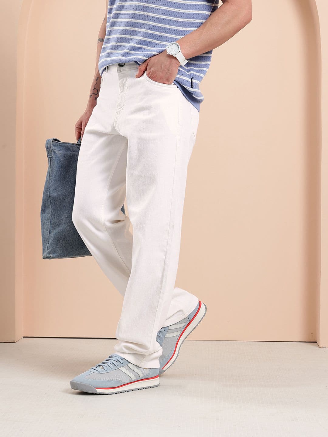 Mast & Harbour Men Straight Fit Mid-Rise Stretchable Jeans - view 1