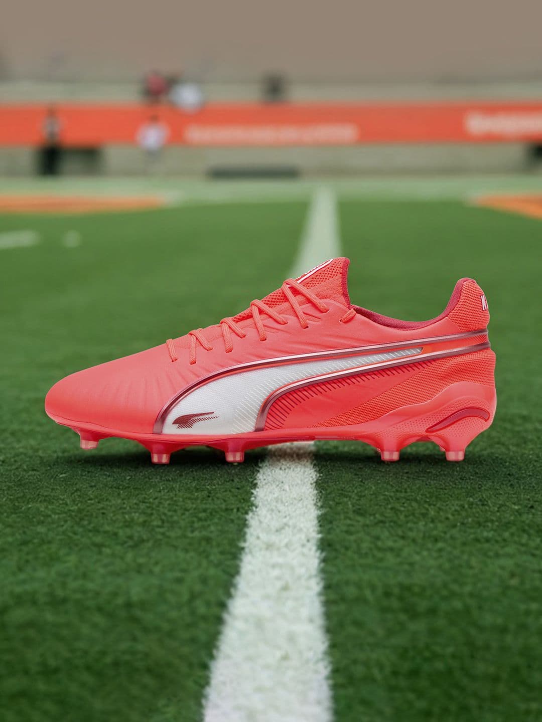 Puma KING ULTIMATE FG/AG Unisex Football Boots - view 1