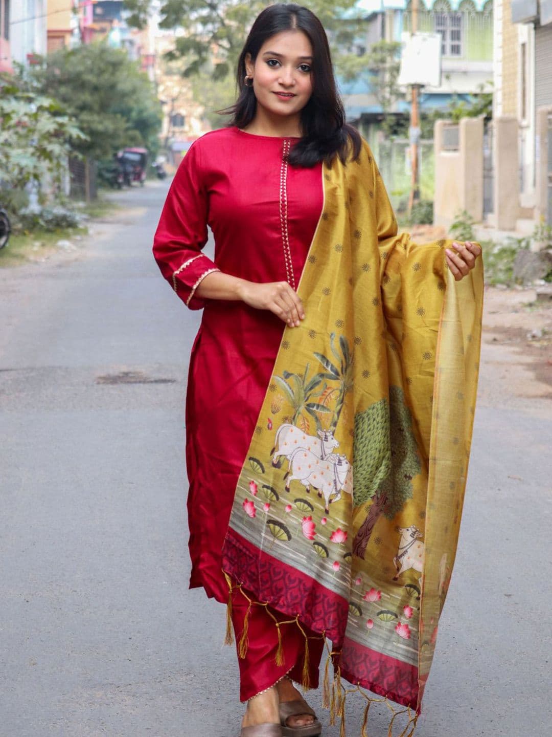 KALINI Round Neck Straight Gotta Patti Kurta With Trousers And Dupatta - view 1